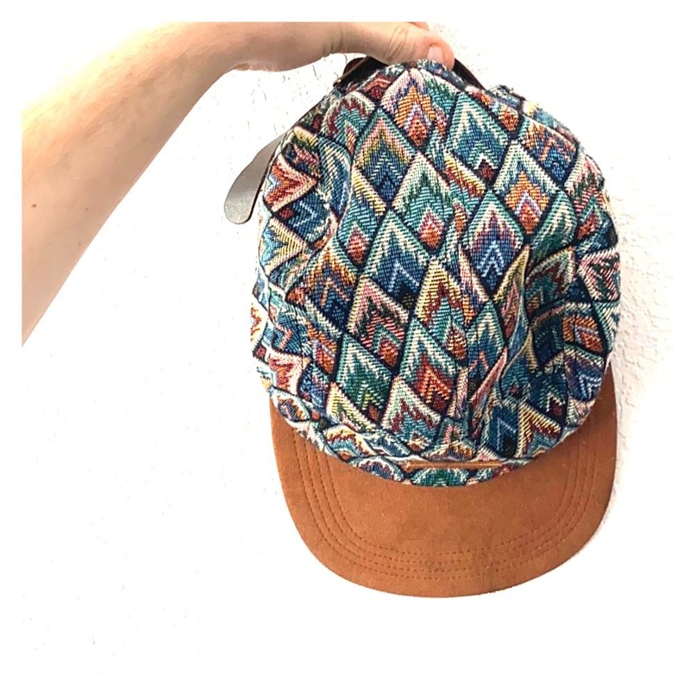 Hat - Picture 4 of 4